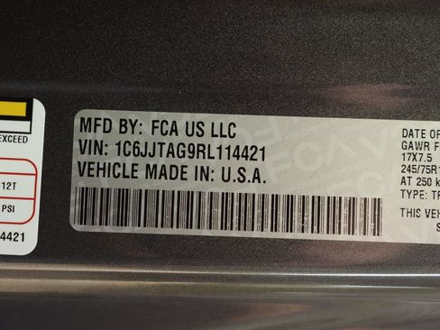 Used 2024 Jeep Gladiator Sport AWD/4WD image 37