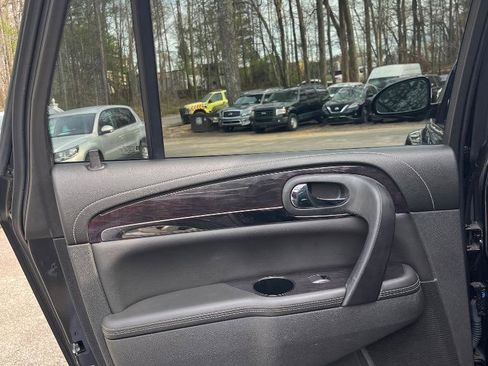 Used 2016 Buick Enclave Premium w/ Experience Buick Package image 20