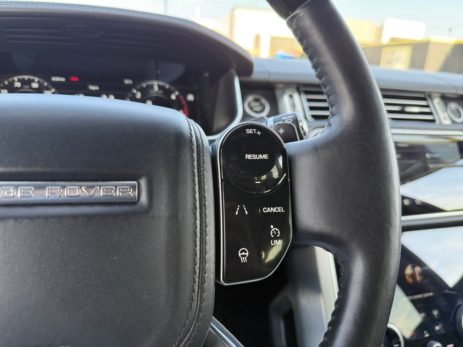Used 2019 Land Rover Range Rover AWD/4WD image 20