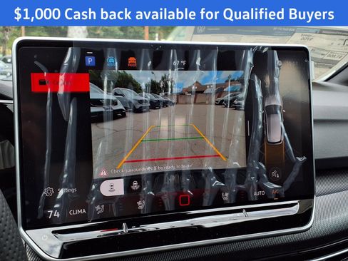 New 2026 Volkswagen GTI SE FWD image 9