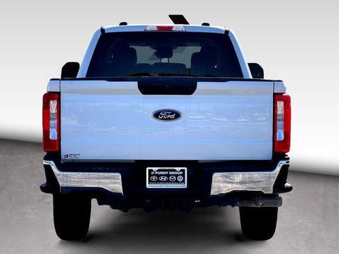 Used 2024 Ford F250 XLT image 7