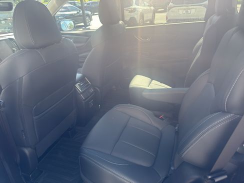 Used 2026 Subaru Ascent Limited AWD/4WD image 10