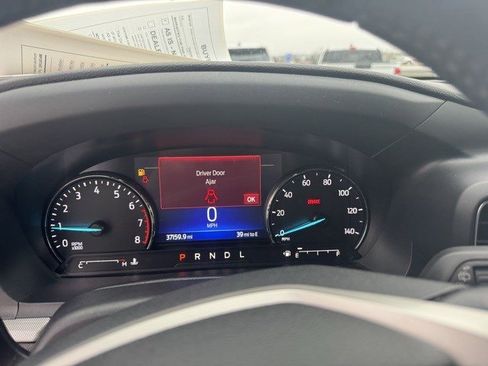 Used 2022 Ford Explorer XLT w/ Equipment Group 202A image 13