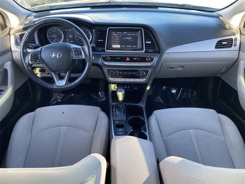 Used 2018 Hyundai Sonata SEL w/ Tech Package 02 image 11