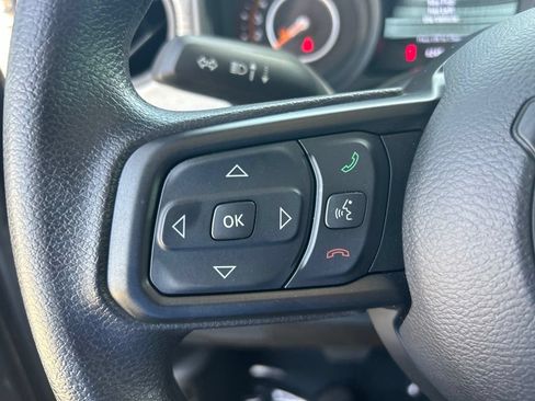 Used 2024 Jeep Gladiator Sport AWD/4WD image 40