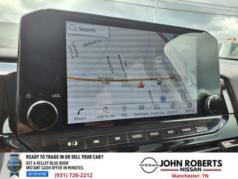 Used 2023 Nissan Pathfinder SL AWD/4WD image 6