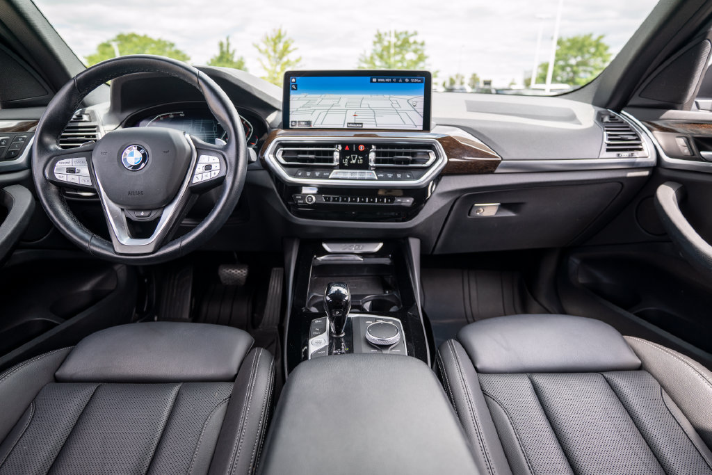 Used 2022 BMW X3 xDrive30i w/ Premium Package 2 (ZPA) AWD/4WD image 13