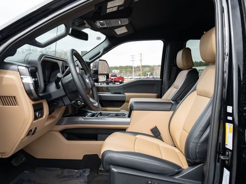 Used 2026 Ford F450 Lariat AWD/4WD image 27