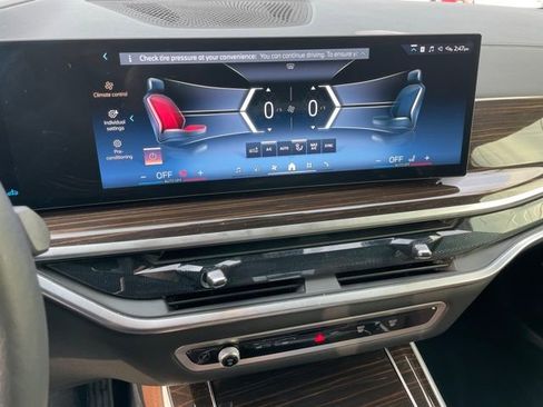 Certified 2026 BMW X5 xDrive40i w/ Premium Package image 20