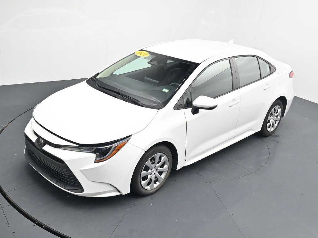 Used 2024 Toyota Corolla LE FWD image 27