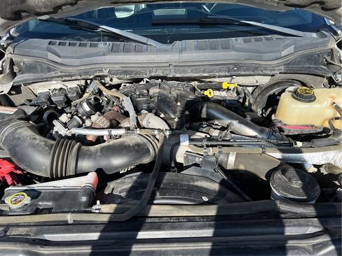 Used 2017 Ford F350 Lariat w/ Lariat Ultimate Package AWD/4WD image 24
