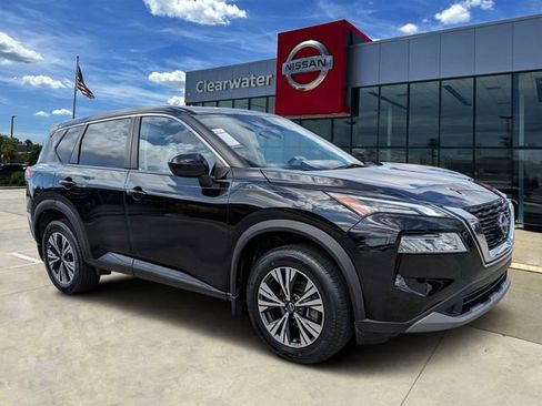 Used 2023 Nissan Rogue SV FWD image 1