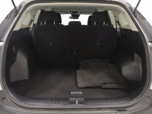 Used 2024 Kia Sportage LX image 19