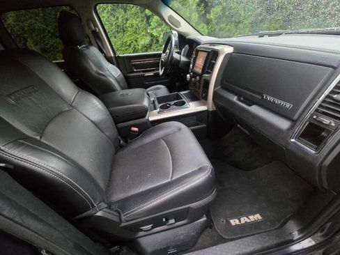 Used 2015 RAM 1500 Laramie w/ Convenience Group AWD/4WD image 6