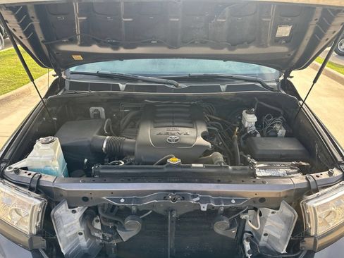 Used 2012 Toyota Tundra 2WD Double Cab w/ SR5 Pkg image 12