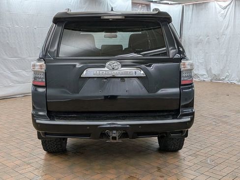 Used 2014 Toyota 4Runner Limited image 6