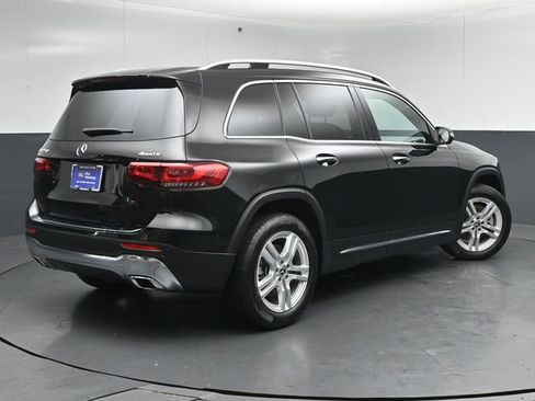 Used 2022 Mercedes-Benz GLB 250 4MATIC image 4