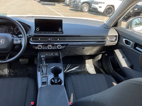 Used 2022 Honda Civic EX image 16