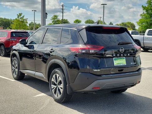Used 2023 Nissan Rogue SV AWD/4WD image 4