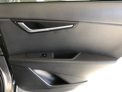 Certified 2024 Kia Niro LX image 47