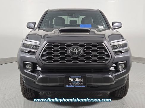 Used 2022 Toyota Tacoma TRD Sport image 7