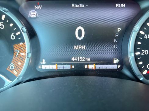 Used 2021 Jeep Renegade Latitude AWD/4WD image 21