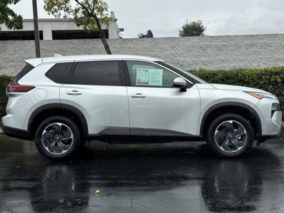 Used 2024 Nissan Rogue SV