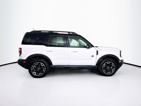 Used 2025 Ford Bronco Sport Outer Banks AWD/4WD image 10