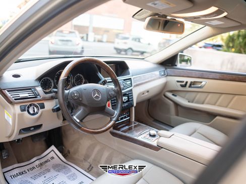 Used 2012 Mercedes-Benz E 350 4MATIC Sedan image 13