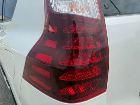 Used 2022 Lexus GX 460 Luxury w/ Sport Design Package AWD/4WD image 10