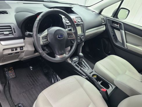Used 2015 Subaru Forester 2.5i Touring w/ Eyesight & Navigation System AWD/4WD image 25