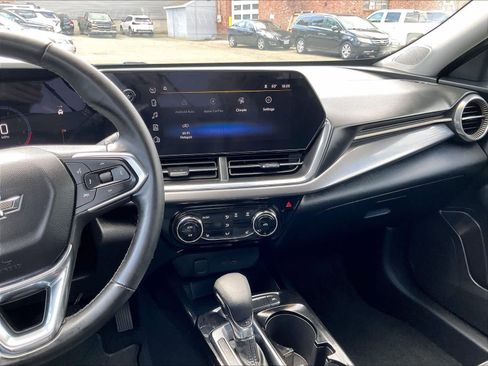 Used 2024 Chevrolet Trax ACTIV w/ Driver Confidence Package FWD image 18