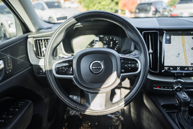 Used 2018 Volvo XC60 T6 Inscription w/ Convenience Package AWD/4WD image 28