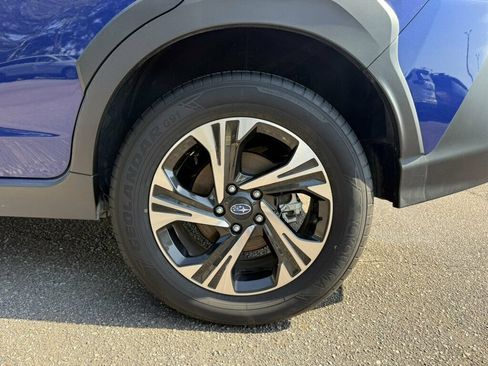Used 2025 Subaru Crosstrek 2.5i Premium AWD/4WD image 10