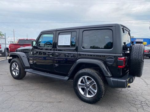 Used 2020 Jeep Wrangler Unlimited Sahara w/ Dual Top Group AWD/4WD image 7