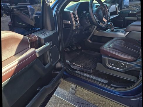 Used 2016 Ford F150 Platinum w/ Trailer Tow Package AWD/4WD image 5