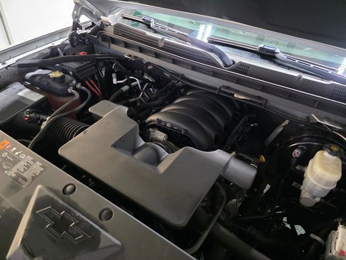 Used 2019 Chevrolet Silverado 1500 Custom w/ Custom Convenience Package image 34