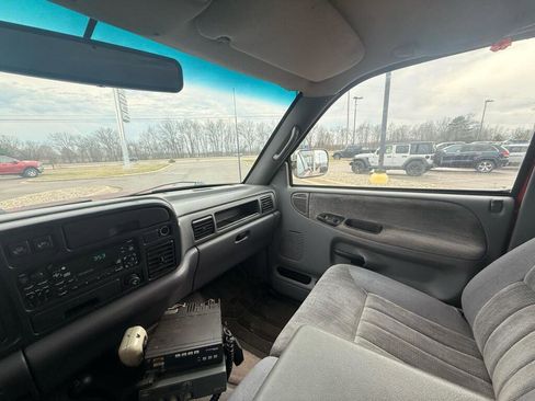 Used 1997 Dodge Ram 2500 Truck 4x4 Club Cab image 15