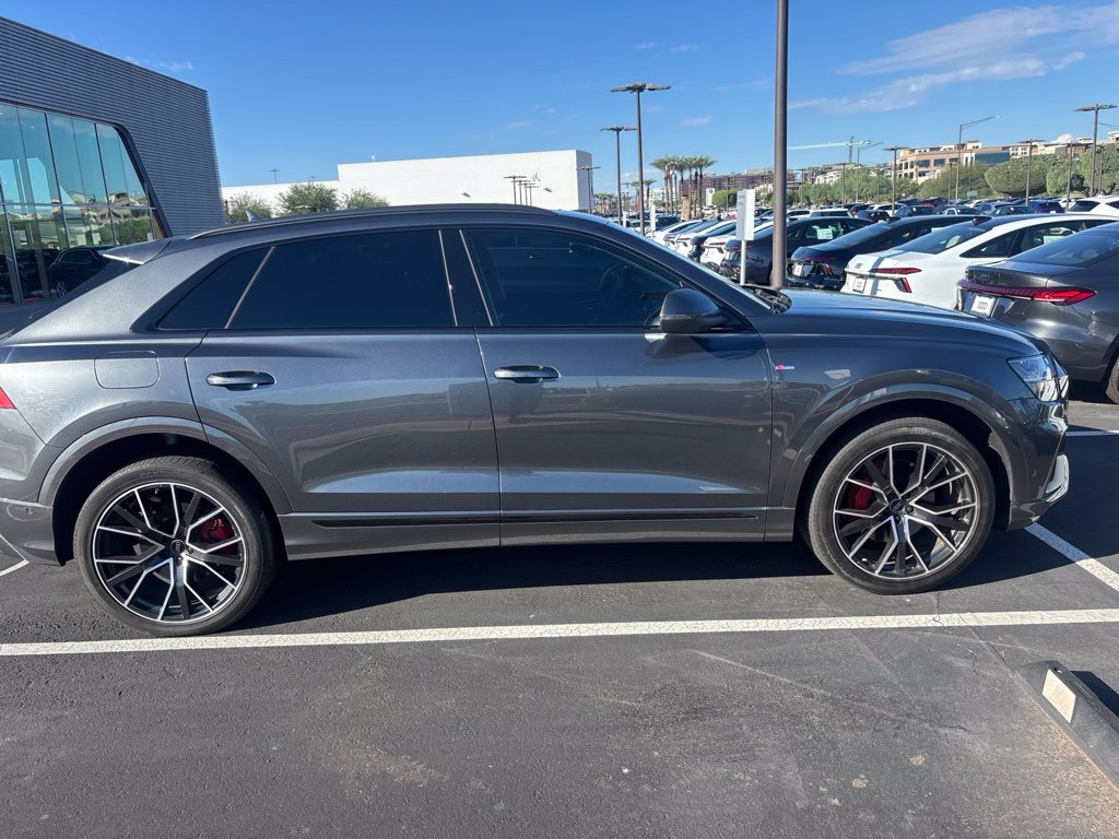 Used 2023 Audi Q8 Premium Plus AWD/4WD image 4