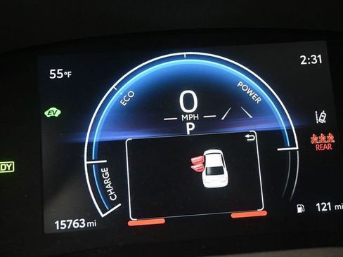 Used 2025 Toyota Camry SE image 10