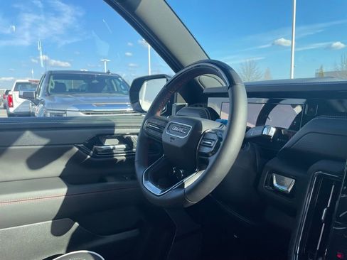 New 2026 GMC Yukon XL AT4 Ultimate image 28