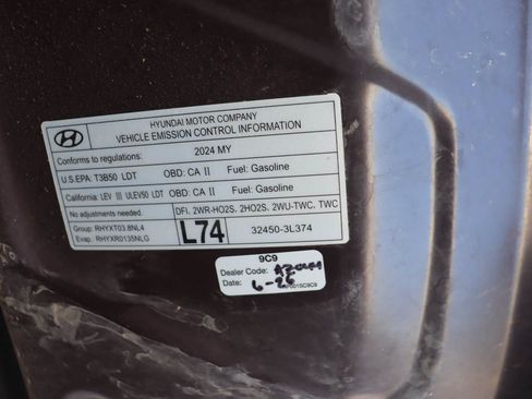 Used 2024 Hyundai Palisade Limited FWD image 7