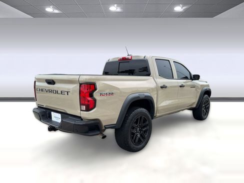 Certified 2024 Chevrolet Colorado Trail Boss w/ Technology Package AWD/4WD image 8