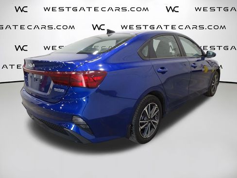 Used 2023 Kia Forte LXS image 41