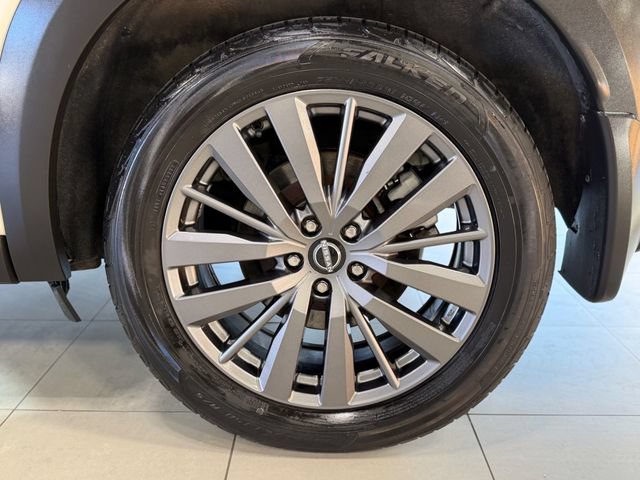 Used 2022 Nissan Pathfinder SL AWD/4WD image 42