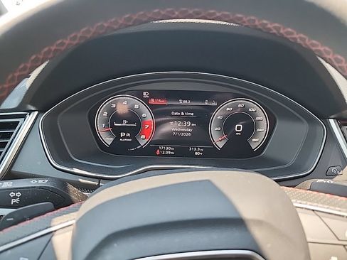 Used 2024 Audi SQ5 Premium Plus w/ Premium Plus Package AWD/4WD image 26
