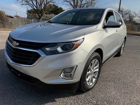 Used 2021 Chevrolet Equinox LT image 4