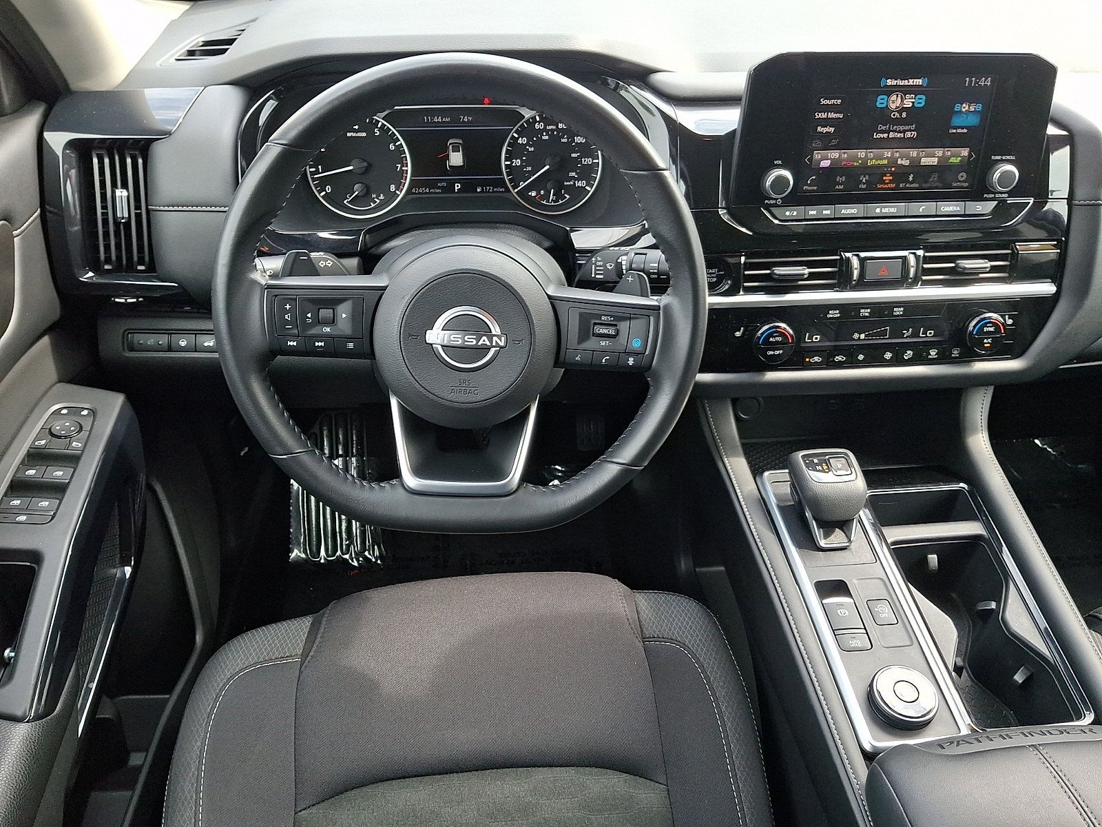Certified 2025 Nissan Pathfinder SV AWD/4WD image 11