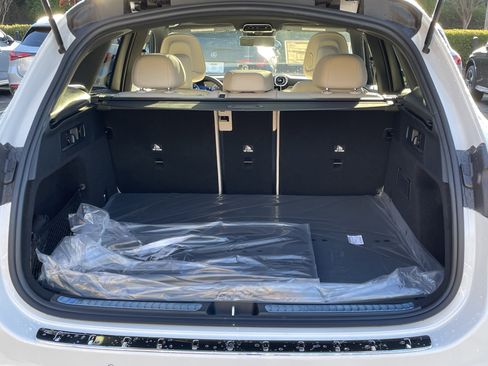 New 2026 Mercedes-Benz GLC 300 image 9