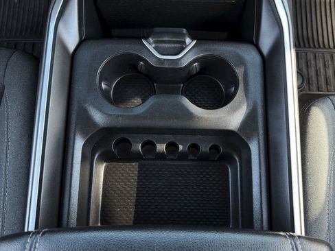 Used 2022 RAM 1500 Big Horn image 2